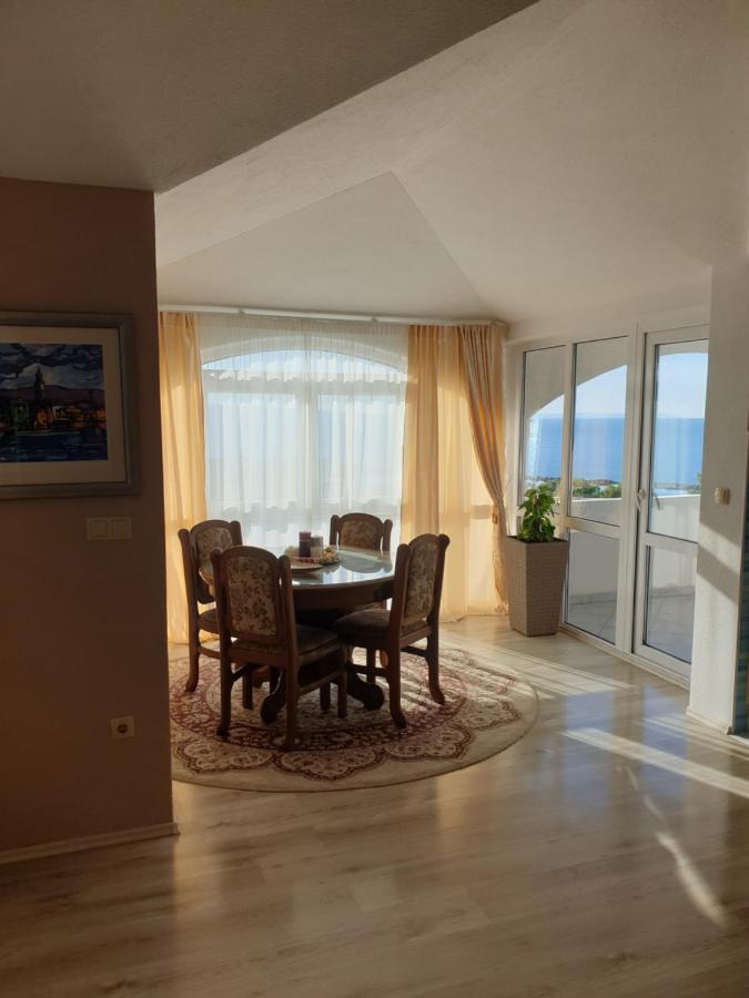 Apartmani Mlikotic Dugi Rat Exterior photo