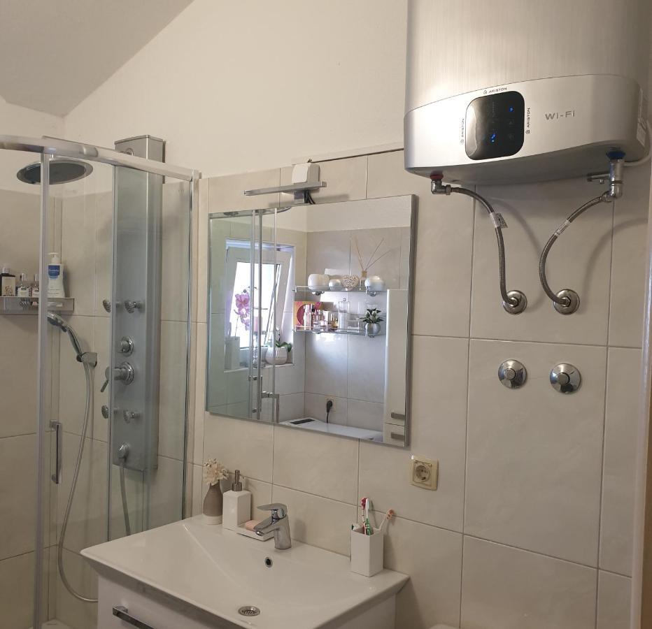 Apartmani Mlikotic Dugi Rat Room photo